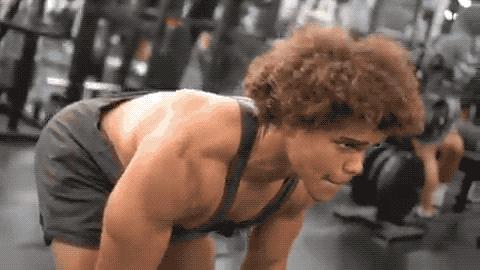 一副哑铃,全面锻炼肩部、胸部、手臂肌肉,毫无遗漏,效果显著