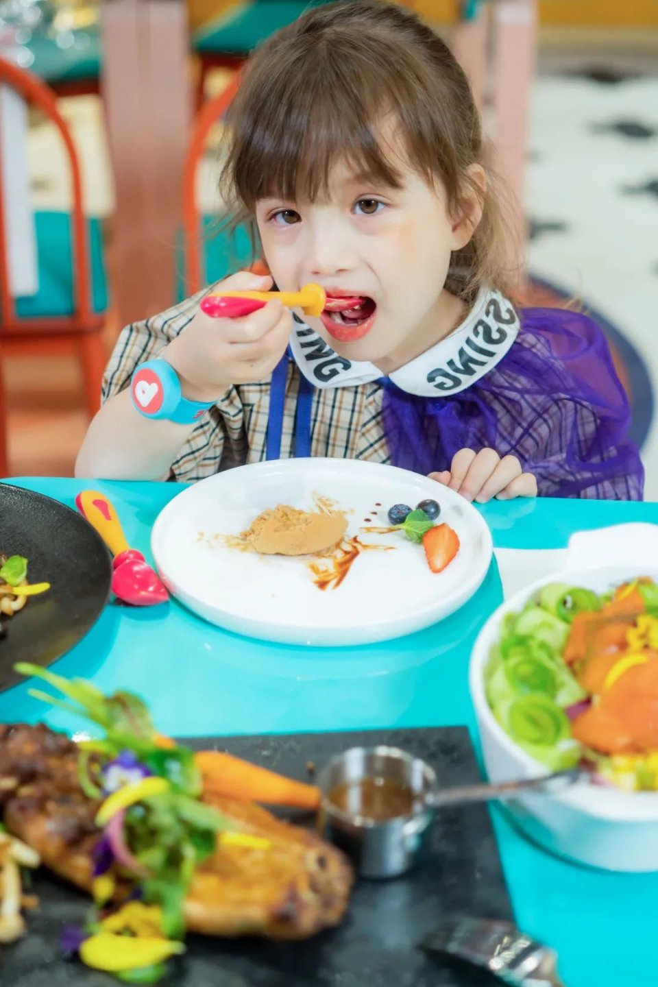 遛娃室内游乐场成都,游乐园室内儿童乐园遛娃好地方