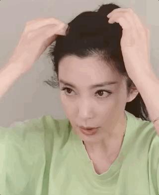 花瓣丸子头学生党蓬松,古风丸子头前额花瓣头饰