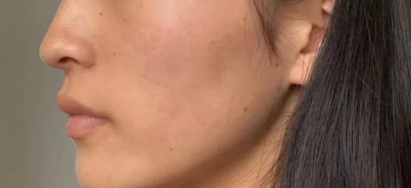 国货美白淡斑精华液,国货美白补水淡斑