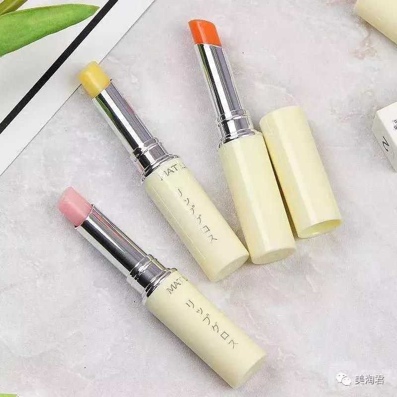 冬天天气干燥推荐什么唇膏,天气干燥多涂润唇膏