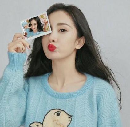 鞠婧祎衣服爆料,鞠婧祎造型师回应毛衣风波