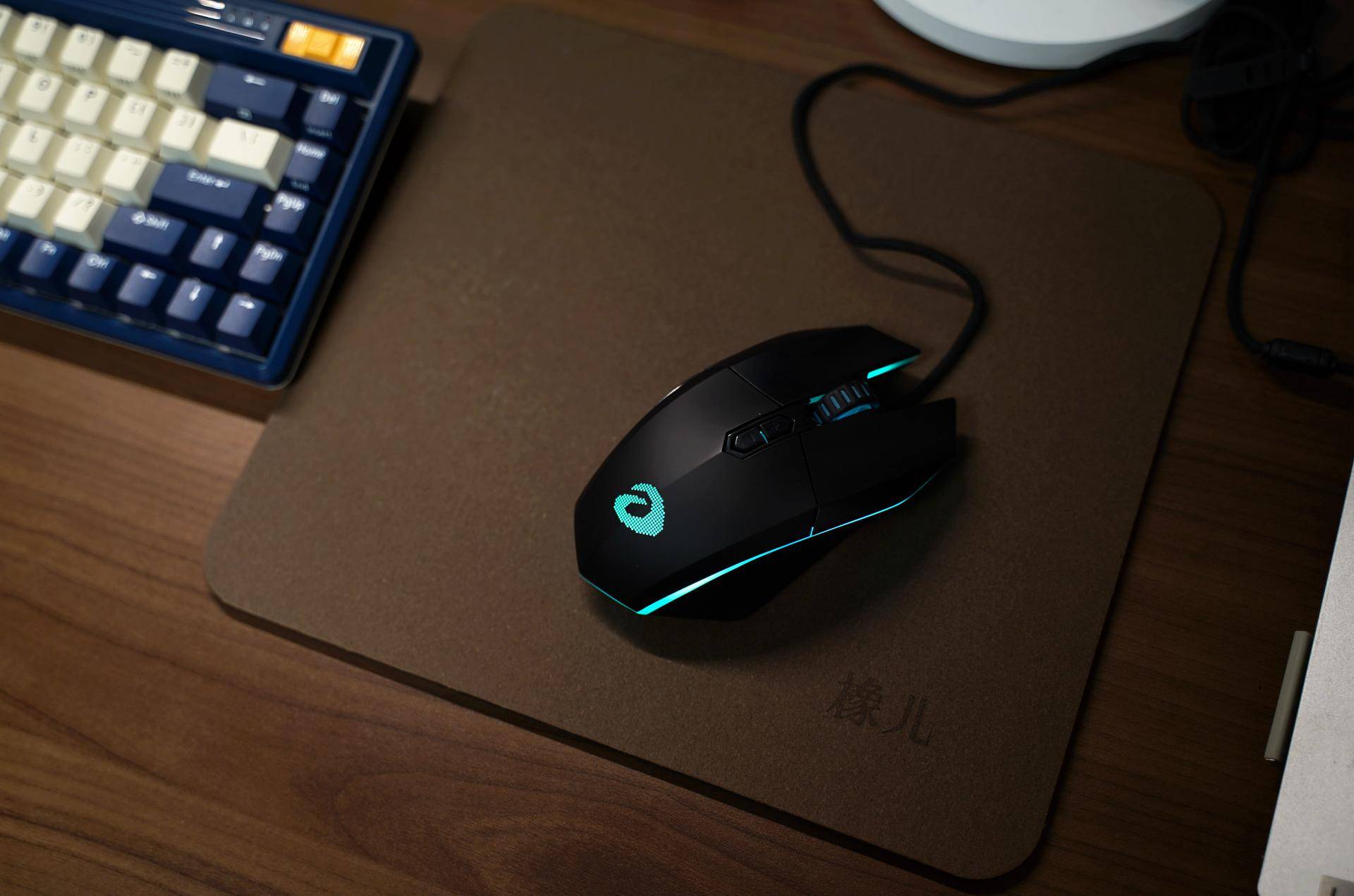 达尔优鼠标em910防滑贴,达尔优牧马人em910鼠标