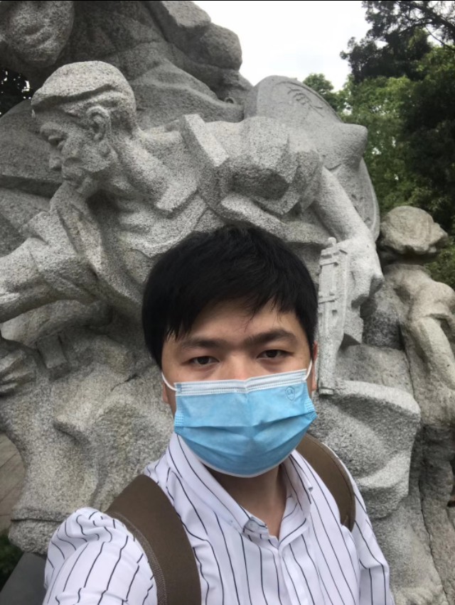 狗自拍图片,大黄狗自拍