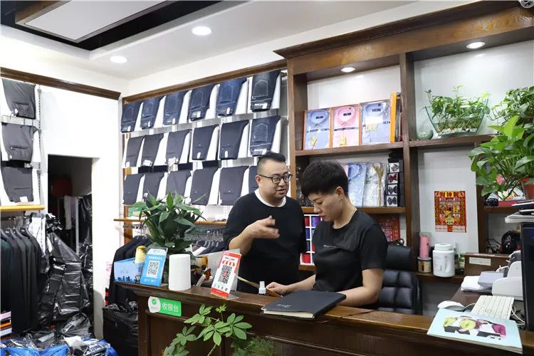 “中国男装，原创先行”常熟白马与汉派服饰的碰撞