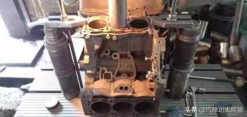 现在最新款的奥迪烧不烧机油,奥迪q7哪年有的柴油