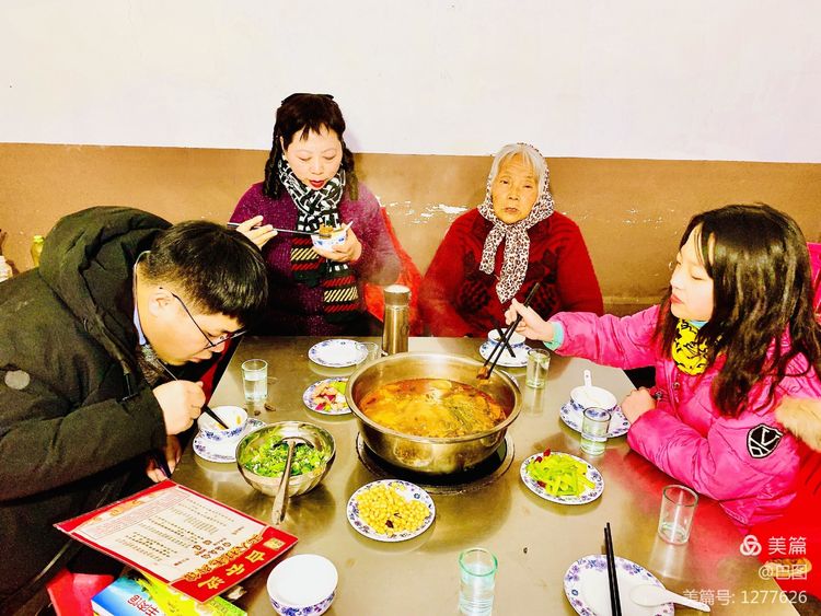 新安老家怀旧行，洛玻砂岩矿成为历史，洛阳水泥厂辉煌不再