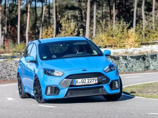 福特福克斯两厢rs落地,福特福克斯rs拉力赛车