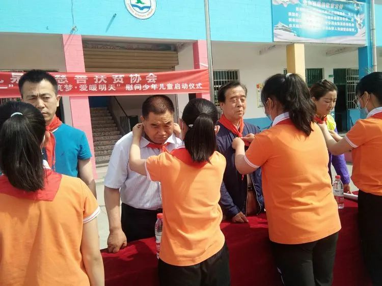 六一献爱心活动报道,庆六一公益行动