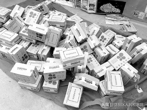 快递站无人认领的快递,无人认领快递开箱