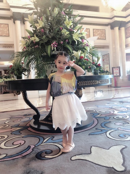 中国荷花舞蹈联盟少儿舞蹈展演网络人气冠军——蹇一诺