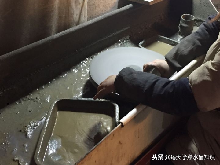 水晶加工全过程吊坠,水晶原石加工全过程