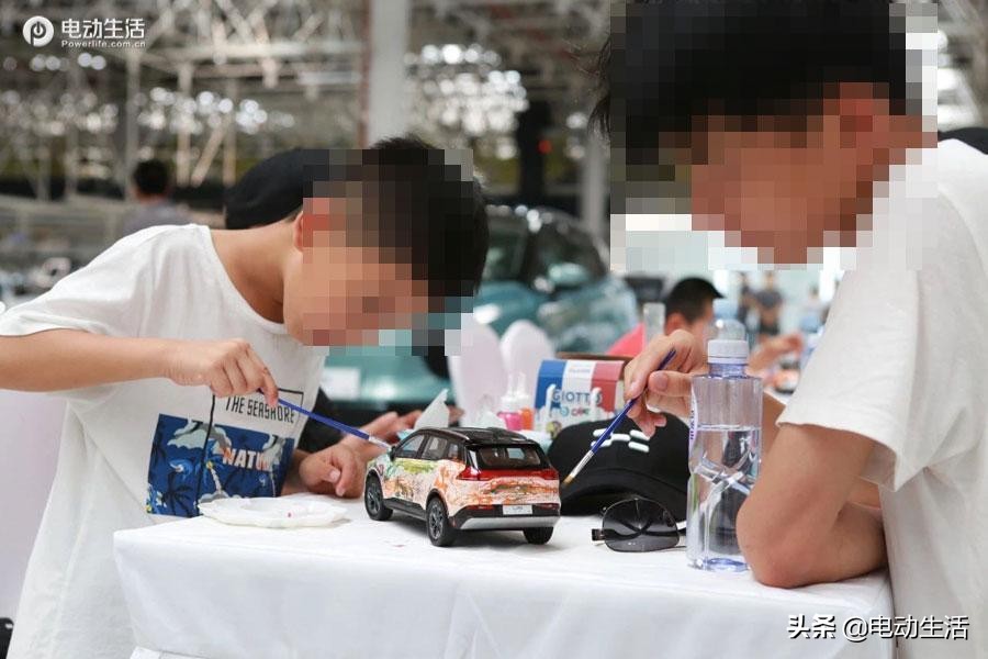 江西上饶爱驰汽车厂待遇怎么样,上饶爱驰汽车最新信息