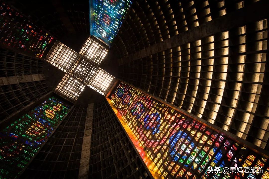 美女遍地！美景极致！世界上最性感的国家终于免签了