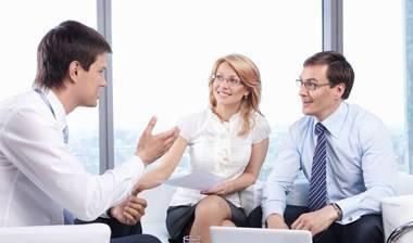 紧张尴尬怎么化解,第一次见面如何化解尴尬气氛