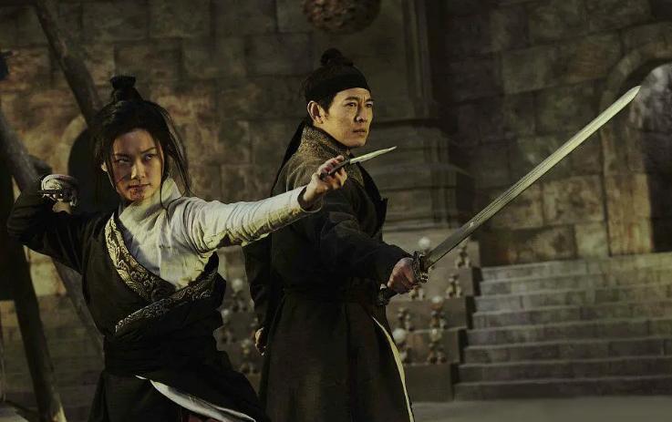 成龙和梁小龙演的电影全集,成龙梁小龙三兄弟电影