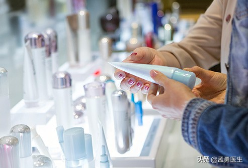 维生素e软胶囊药用和保健区别,维生素e怎么用食物补充