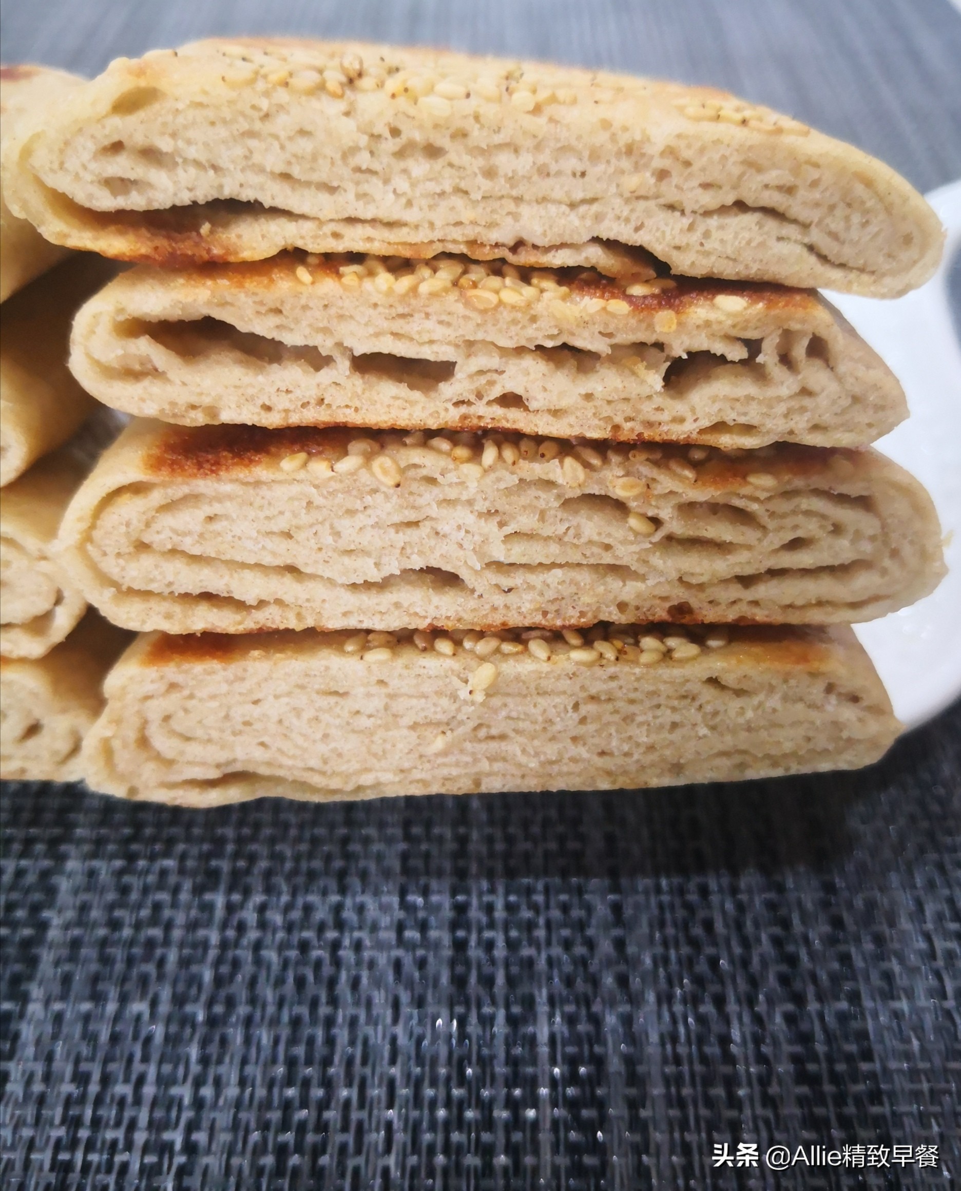 酥酥烧饼正宗做法,五香酥烧饼做法大全