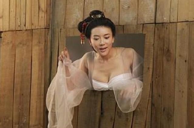 影视片中的潘金莲为什么要用“坦胸爆乳”这样的败笔