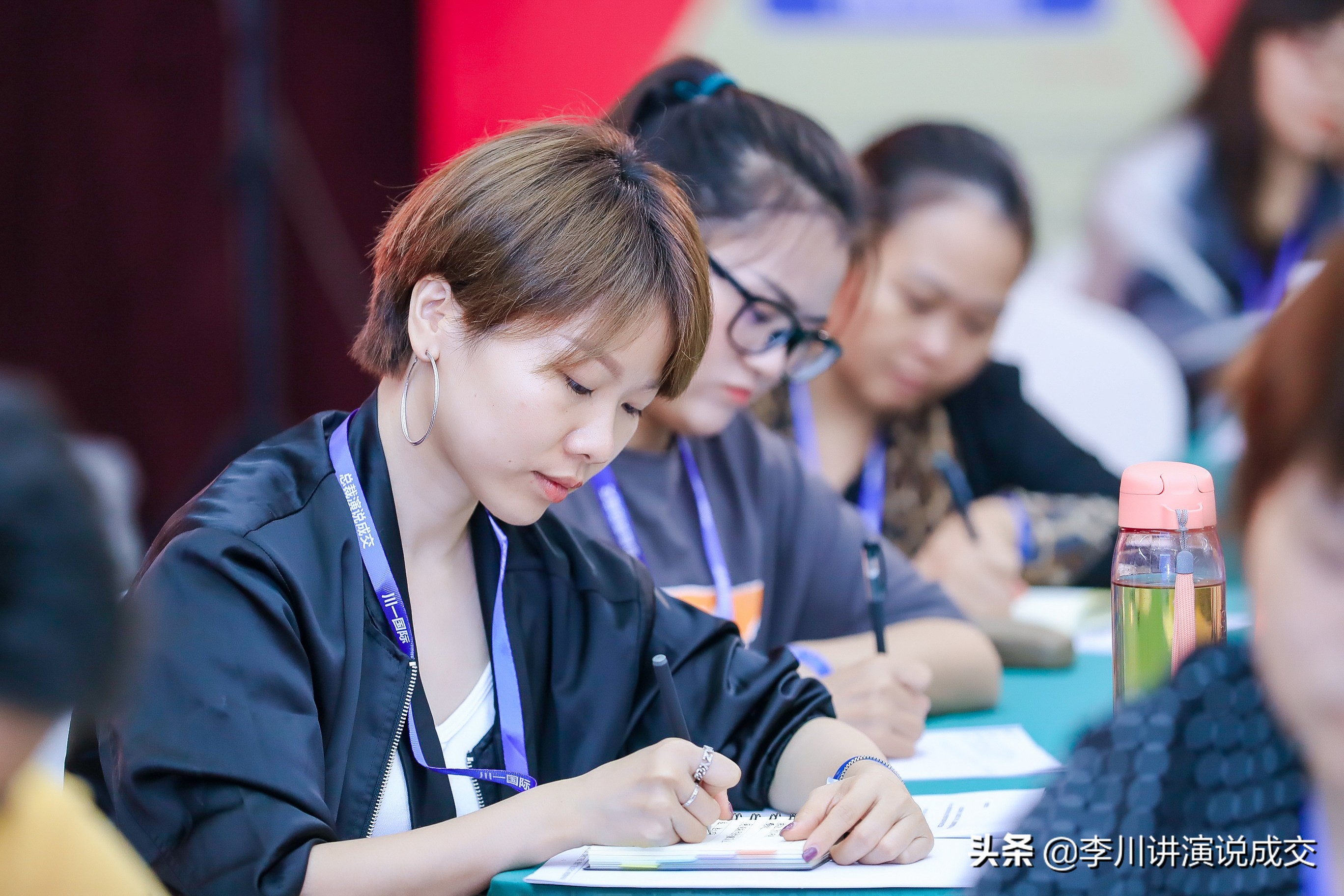 当客户说考虑考虑你怎么回答呢,推销保险客户说我考虑考虑怎么办