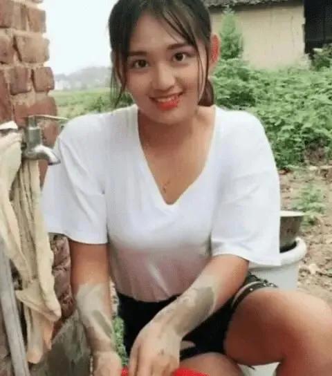 泥鳅玉女抖音最火的视频,抖音最火泥鳅女