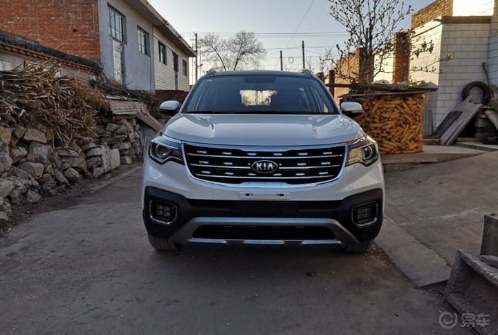 最新起亚智跑提车作业,老款起亚智跑购车推荐