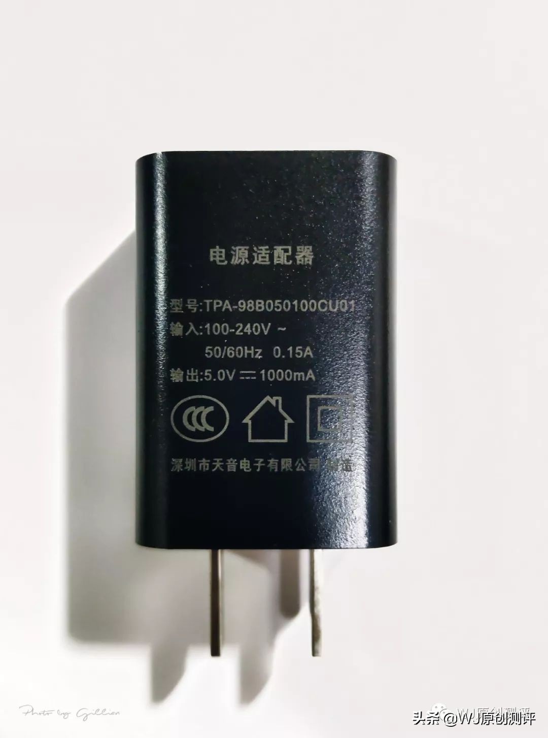 能打电话的手表颜值高,很耐摔的智能手表