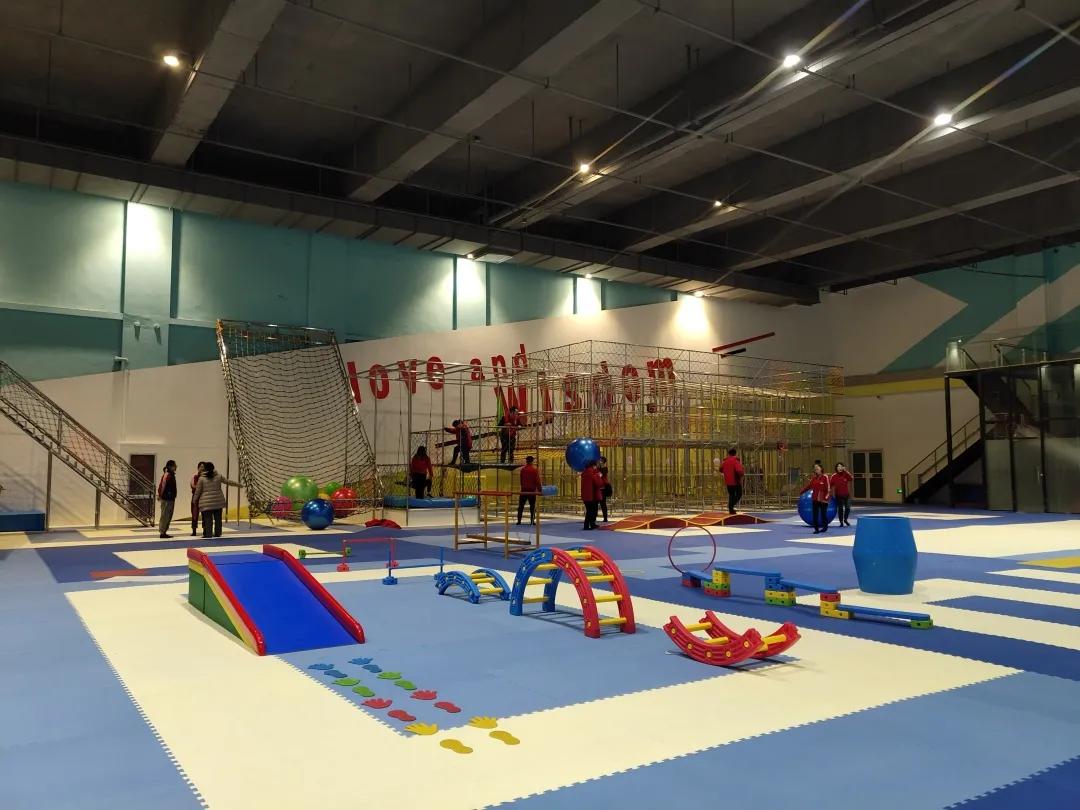 感觉统合训练有什么好处,感觉统合与体能课的区别