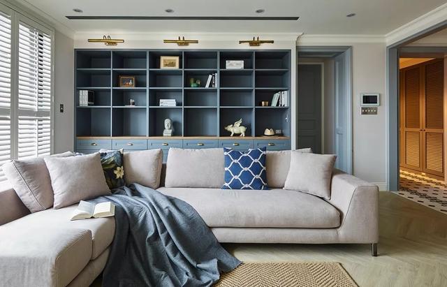 主卧大浴缸衣帽间,独立式浴缸衣帽间