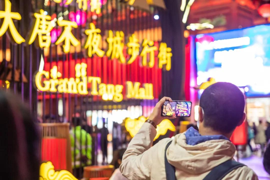 寒冷夜晚中的一丝暖意,寒冷冬日里一碗暖心汤