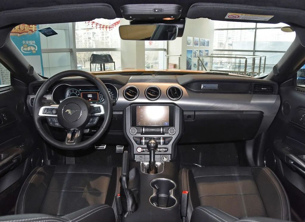 2.3T的Mustang动力变强了？价格还更便宜了