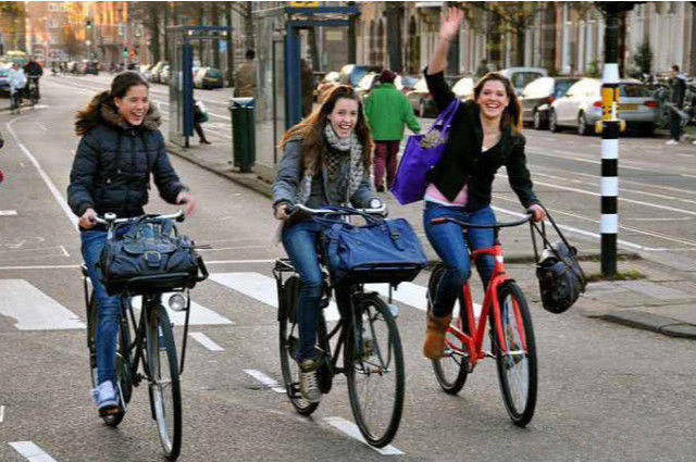 各国“性文化”的区别有多大？荷兰：*交性**易合法，从业者还要纳税