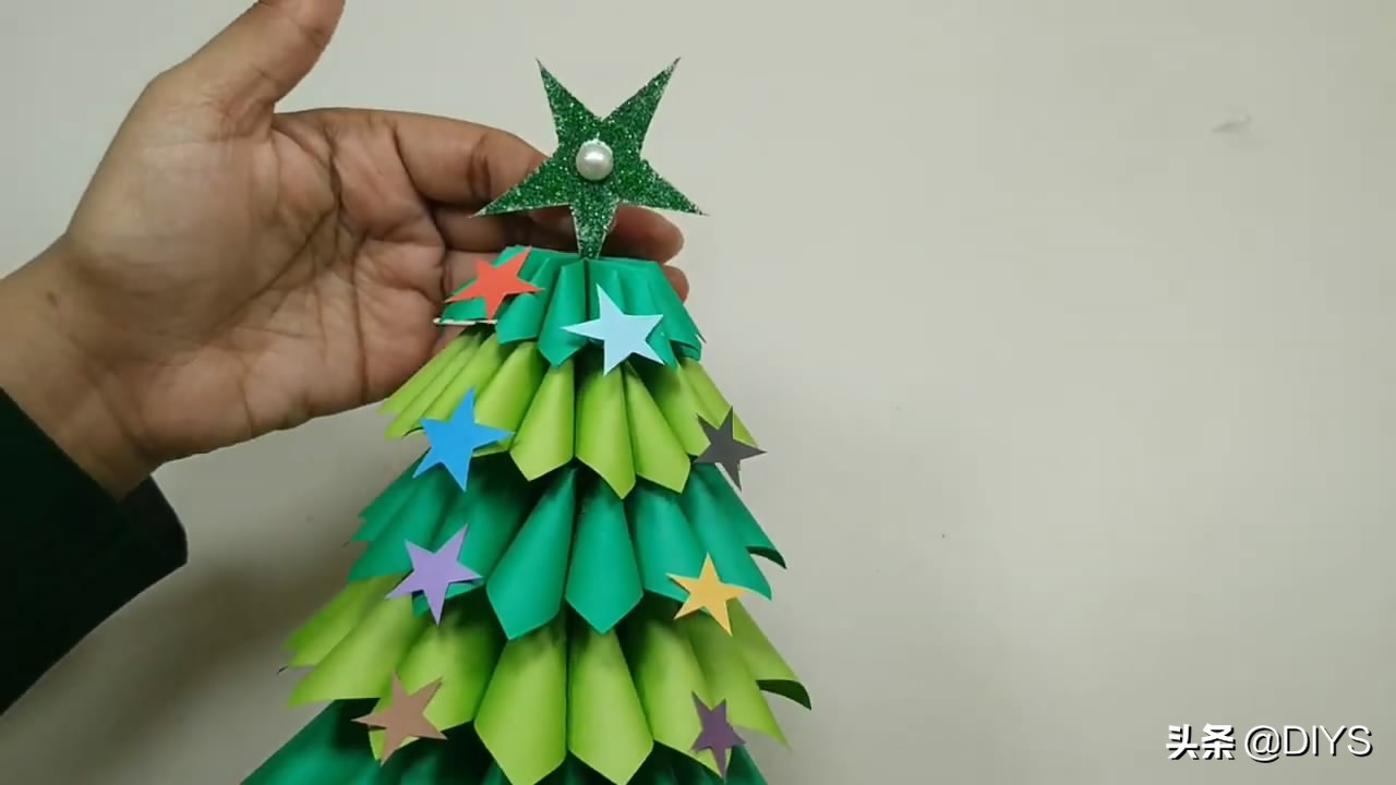 怎么用手工纸做立体圣诞树,立体圣诞树手工制作