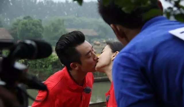 郑恺王大陆搞笑片段,郑恺小王子精彩片段