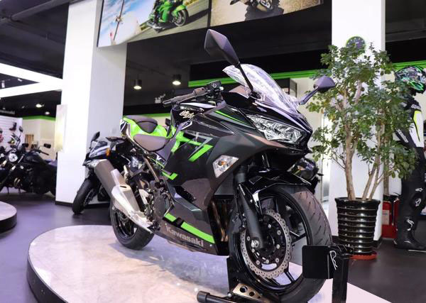 川崎400忍者落地多少钱,川崎忍者n400