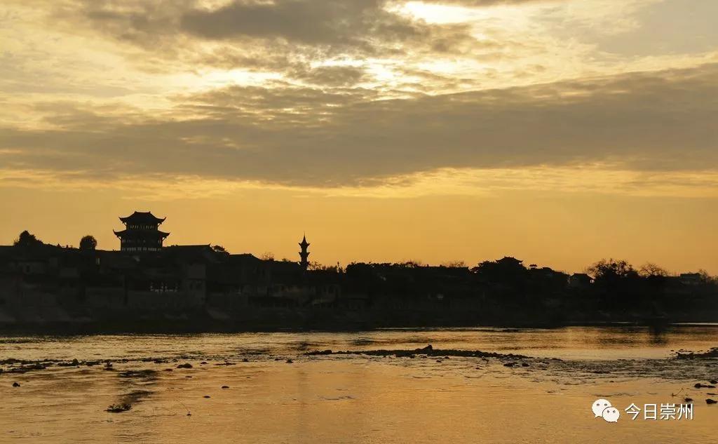 崇州市区看雪山,崇州看雪山