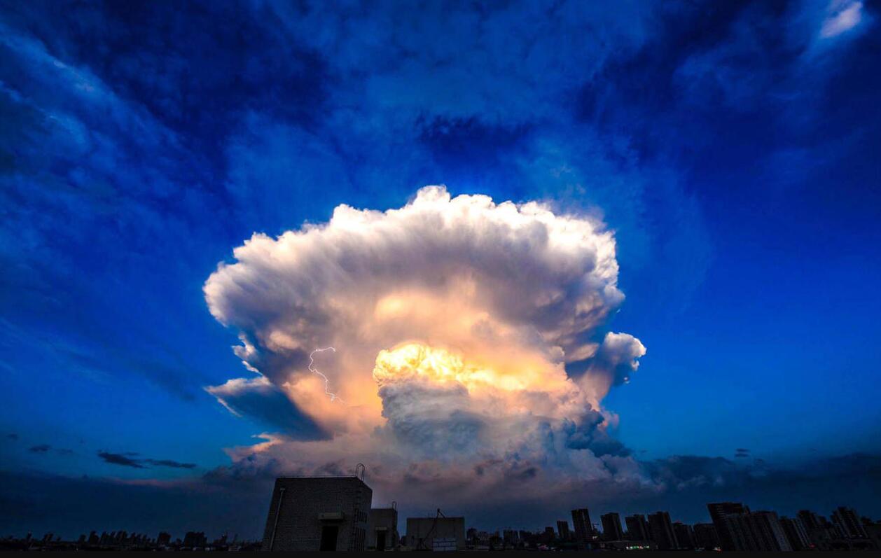 能量和质量之间可以相互转化吗,质量与能量能不能相互转化