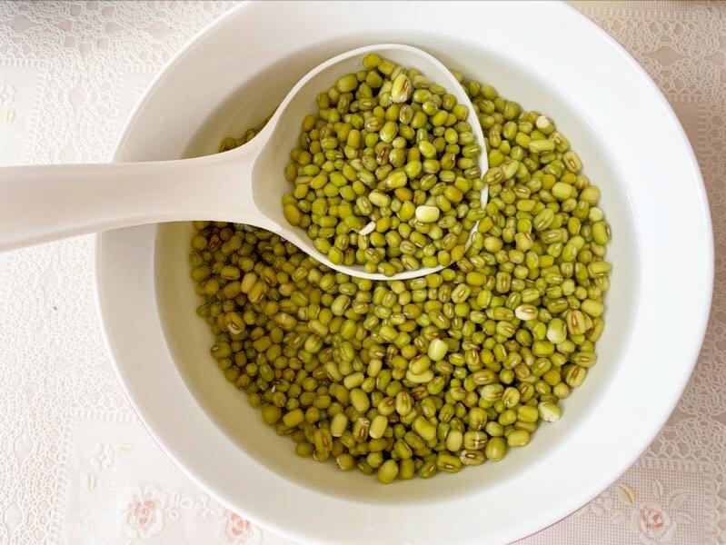 怎么在家制作绿豆冰棍,如何自制绿豆冰棍