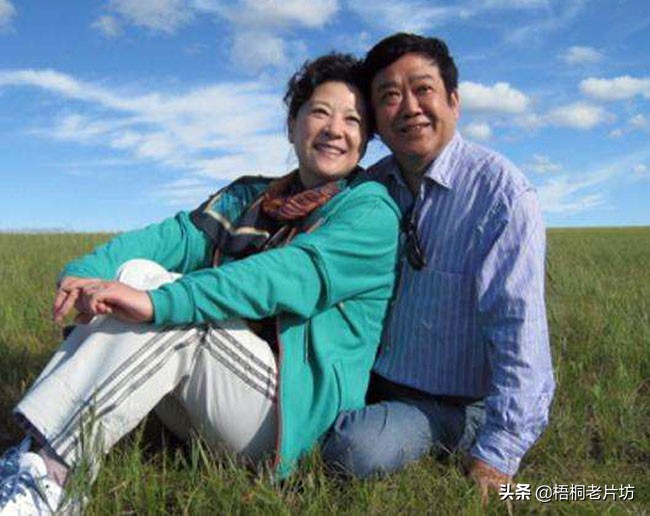 丁一在咱们的牛百岁里扮演谁,丁一和陈裕德的电视剧