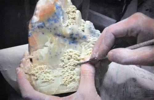 石雕要想买精细一些的要问哪些,大型石雕制作