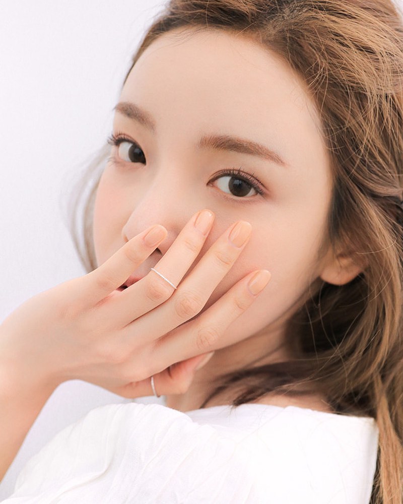 敏感肌用粉底还是bb霜,敏感干皮适用的bb霜或粉底