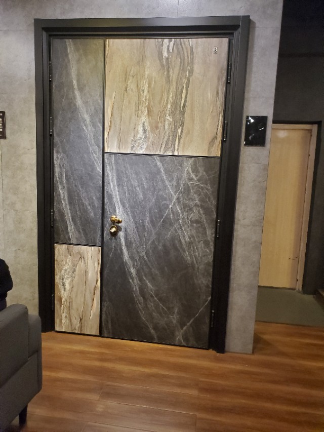 防盗门十大品牌美心,欧派防盗门和美心防盗门