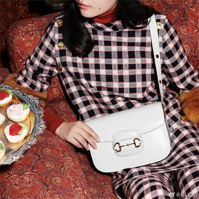 腋下包女款新款,明星同款腋下包推荐