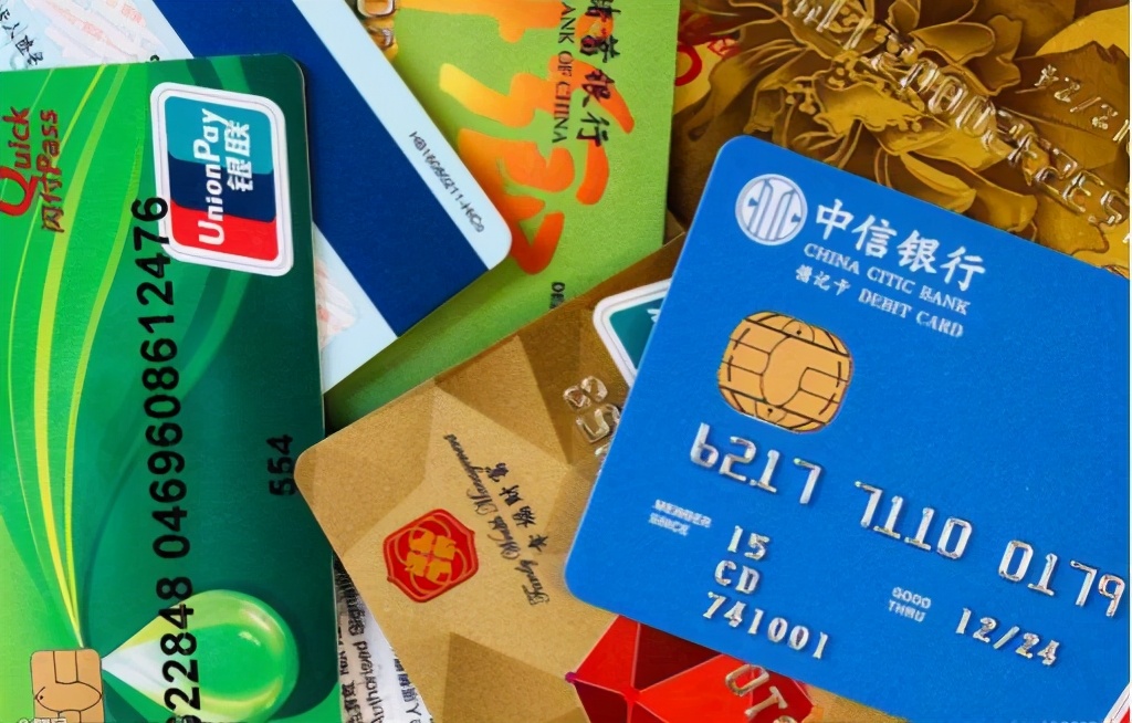 网贷逾期一年了为什么还不被起诉,网贷欠几百块钱逾期会不会被起诉