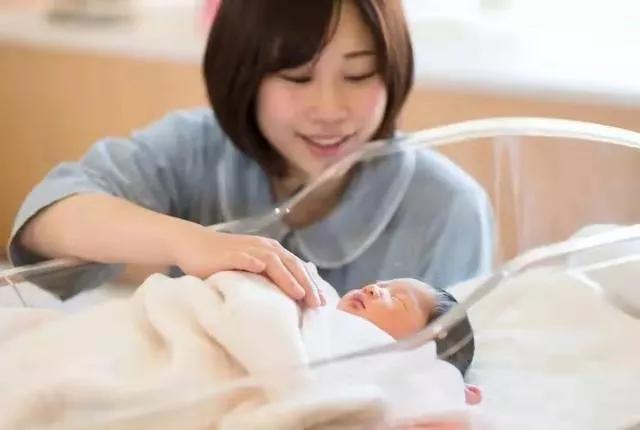 月薪3000的月子会所,月薪三千该不该去月子中心