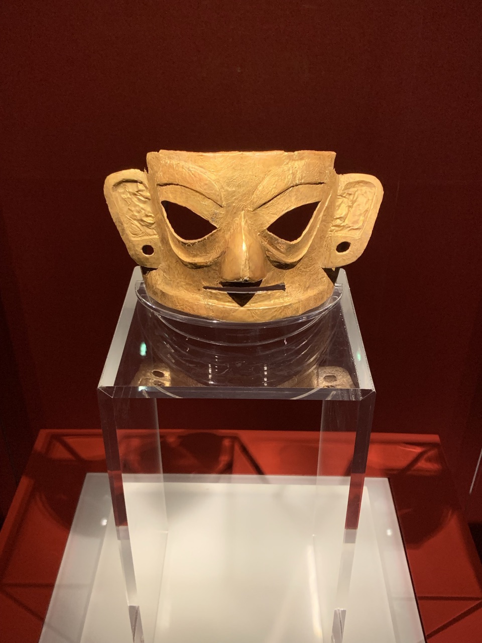 金沙遗址太阳神鸟金箔,金沙遗址太阳鸟金箔的简介