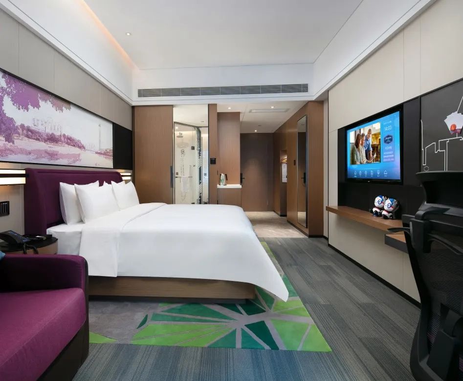 南昌青山湖希尔顿欢朋酒店宴会厅,南昌青山湖免费过夜