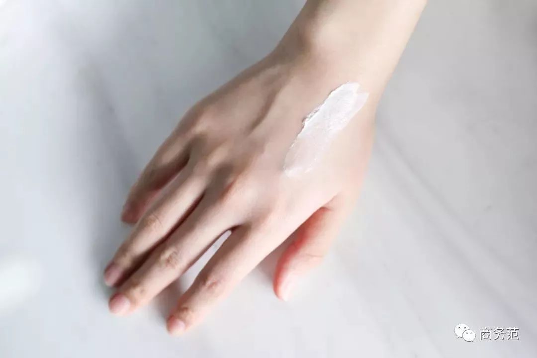 香奈儿美妆全线测评,香奈儿好用彩妆排名榜