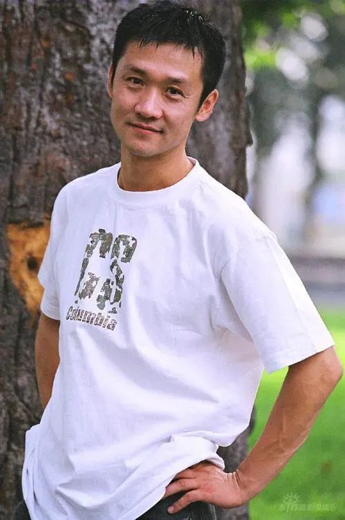 抛弃“最美琼女郎”,被陈道明提携,离婚9年又翻红:好狠一男的