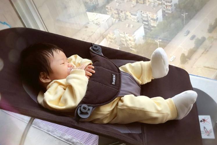 新生儿脐带护理正确的方法,新生儿脐带护理有哪些注意事项